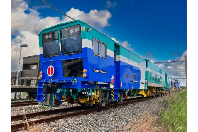 線路工事 列車安全見守りスタッフ 未経験可 正社員登用制度あり 50代60